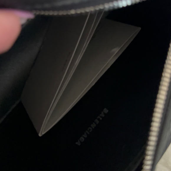 BALENCIAGA
XS Everyday Camera Bag - Picture 8 of 8